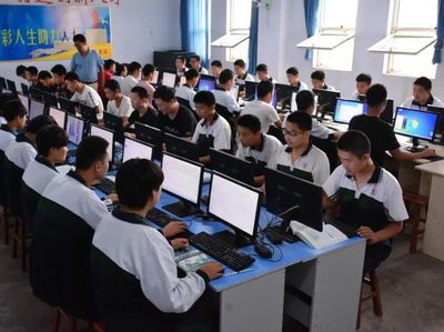 峰峰職教計算機信息技術咨詢服務專業招生 開啟數字未來，成就IT精英